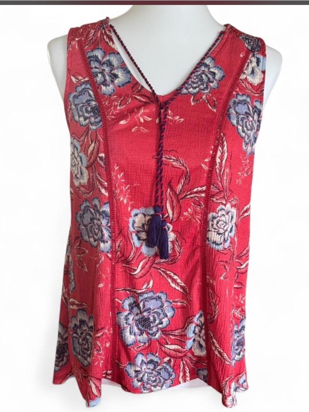 Women's Red Floral V-Neck Sleeveless Top Like New